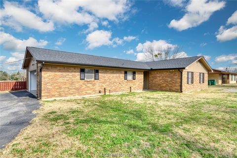 Tiny photo for 102 W Marietta Street, Madisonville, TX 77864 (MLS # 26002276)