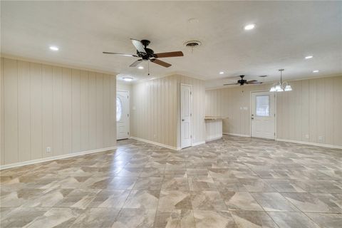 Tiny photo for 102 W Marietta Street, Madisonville, TX 77864 (MLS # 26002276)