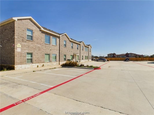 2910 TOWN SQUARE AVE UNIT 2607, BRYAN, TX 77802 - Image 288d618990b2ba25f80f4e47df1dfc9b/3031826902