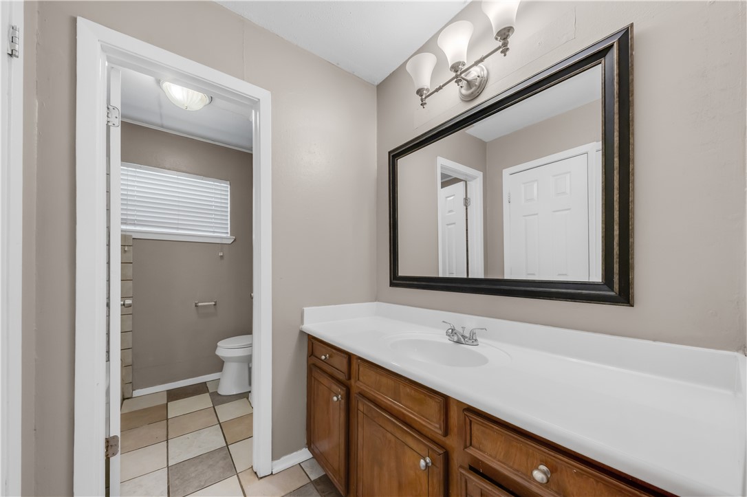 College Station, Texas 77840, United States, 4 Bedrooms Bedrooms, ,2 BathroomsBathrooms,Residential,Active,155381