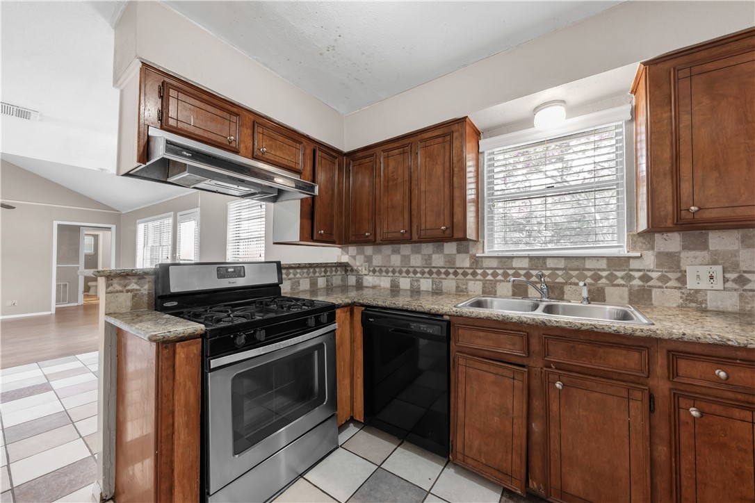 College Station, Texas 77840, United States, 4 Bedrooms Bedrooms, ,2 BathroomsBathrooms,Residential,Active,155381