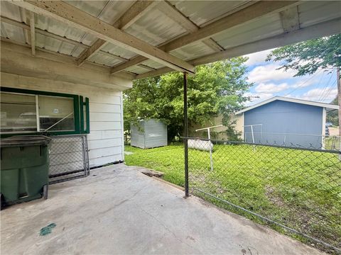 Tiny photo for 808 W Boundary Street, Giddings, TX 78942 (MLS # 26005501)