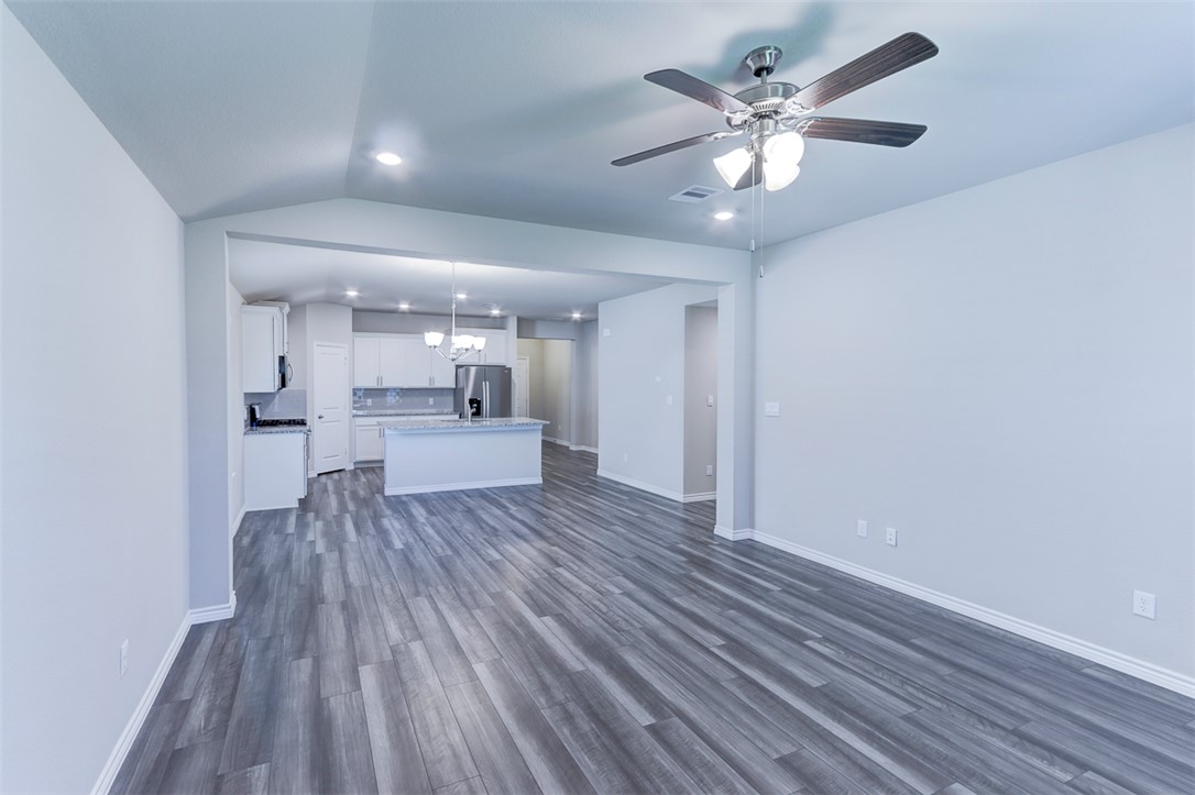 College Station, Texas 77845, United States, 3 Bedrooms Bedrooms, ,2 BathroomsBathrooms,Residential,Pending,42634