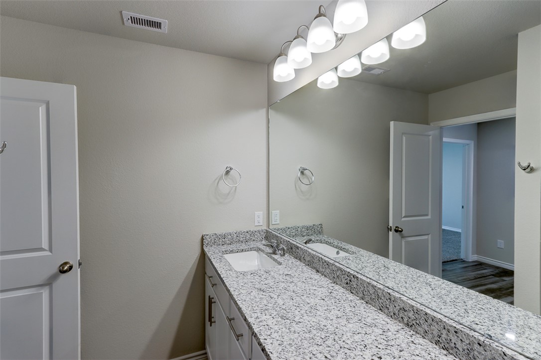 College Station, Texas 77845, United States, 3 Bedrooms Bedrooms, ,2 BathroomsBathrooms,Residential,Pending,42634