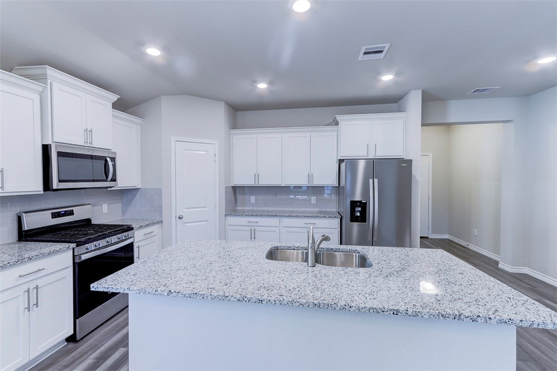 College Station, Texas 77845, United States, 3 Bedrooms Bedrooms, ,2 BathroomsBathrooms,Residential,Pending,42634