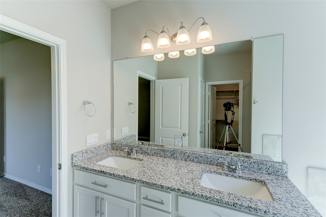 College Station, Texas 77845, United States, 3 Bedrooms Bedrooms, ,2 BathroomsBathrooms,Residential,Pending,42634