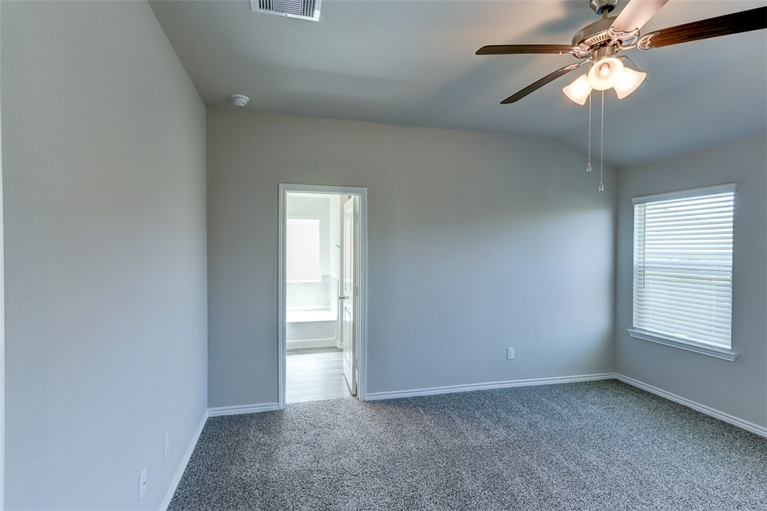 College Station, Texas 77845, United States, 3 Bedrooms Bedrooms, ,2 BathroomsBathrooms,Residential,Pending,42634