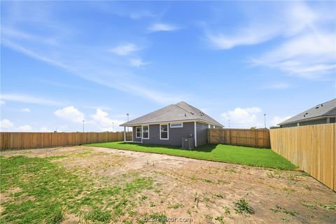 Tiny photo for 137 Cotton Cove, Snook, TX 77878 (MLS # 26003348)