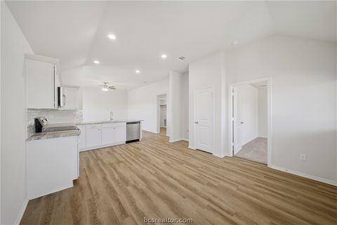 Tiny photo for 137 Cotton Cove, Snook, TX 77878 (MLS # 26003348)