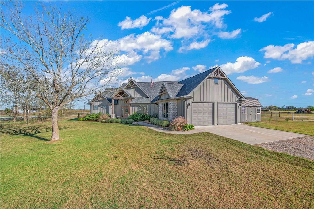 Photo of 12296 County Road 175, Iola, TX 77861 (MLS # 25012422)