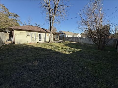 Tiny photo for 1107 E 30th Street, Bryan, TX 77802 (MLS # 26000757)