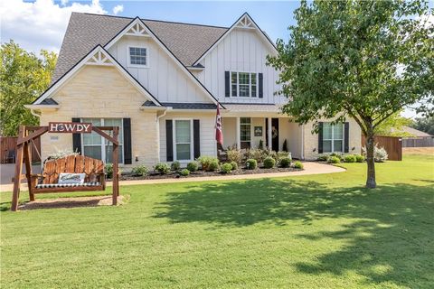 Photo of 1010 Sanctuary Court, College Station, TX 77840 (MLS # 25010449)