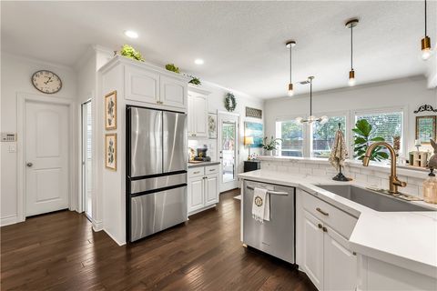 Tiny photo for 1010 Sanctuary Court, College Station, TX 77840 (MLS # 25010449)