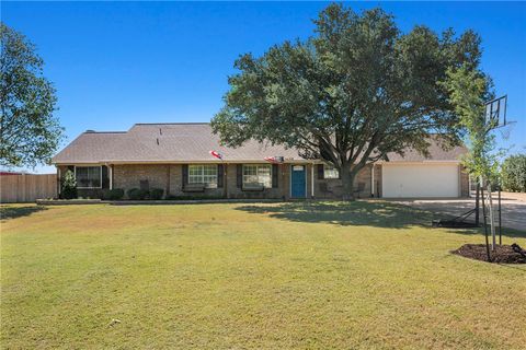Photo of 6625 Ethan Lane, Bryan, TX 77808 (MLS # 25011448)
