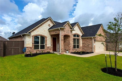 Tiny photo for 4217 Peregrine Way, Bryan, TX 77802 (MLS # 26009125)