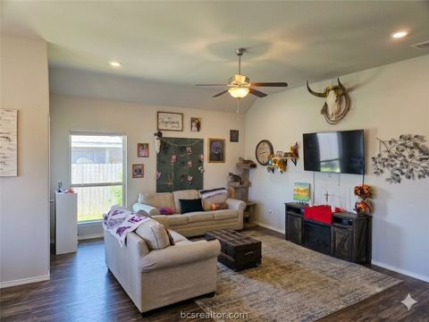 Tiny photo for 802 Mockingbird Street, Navasota, TX 77868 (MLS # 26005259)