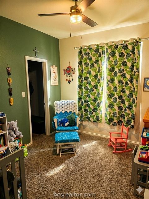 Tiny photo for 802 Mockingbird Street, Navasota, TX 77868 (MLS # 26005259)