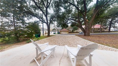 Tiny photo for 101 E Bryan St, Brenham, TX 77833 (MLS # 25010501)