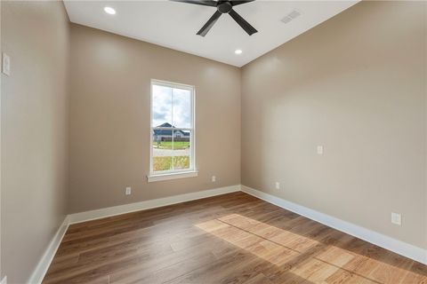 Tiny photo for 4717 Legendary Drive, College Station, TX 77845 (MLS # 26000152)