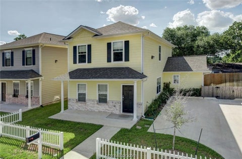 Tiny photo for 114 Lynn Drive, Bryan, TX 77801 (MLS # 26012474)