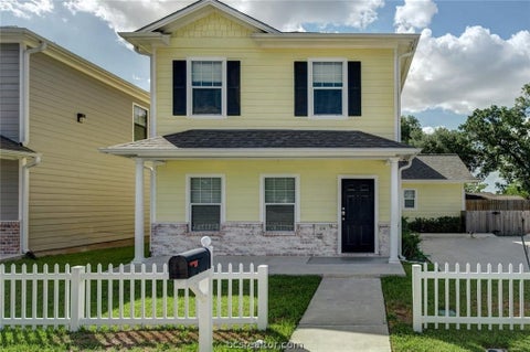 Tiny photo for 114 Lynn Drive, Bryan, TX 77801 (MLS # 26012474)