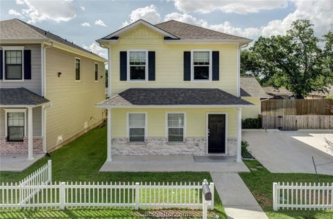Tiny photo for 114 Lynn Drive, Bryan, TX 77801 (MLS # 26012474)