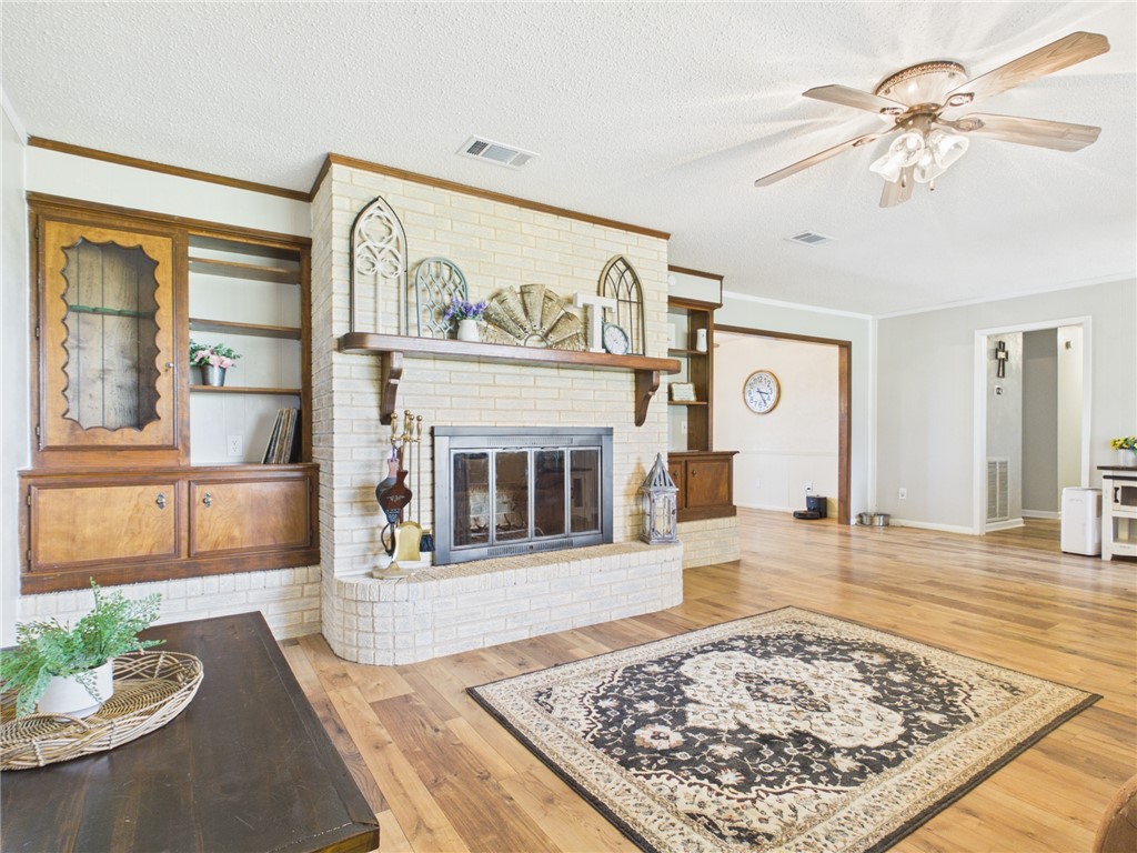 17045 Fm 1372 Road