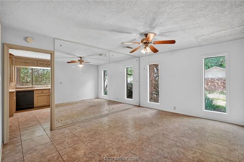 Tiny photo for 2911 Partridge Circle, Bryan, TX 77802 (MLS # 26004578)