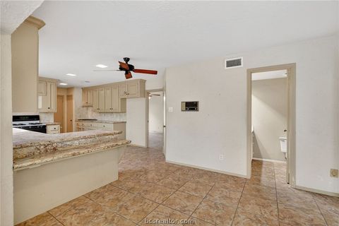 Tiny photo for 2911 Partridge Circle, Bryan, TX 77802 (MLS # 26004578)