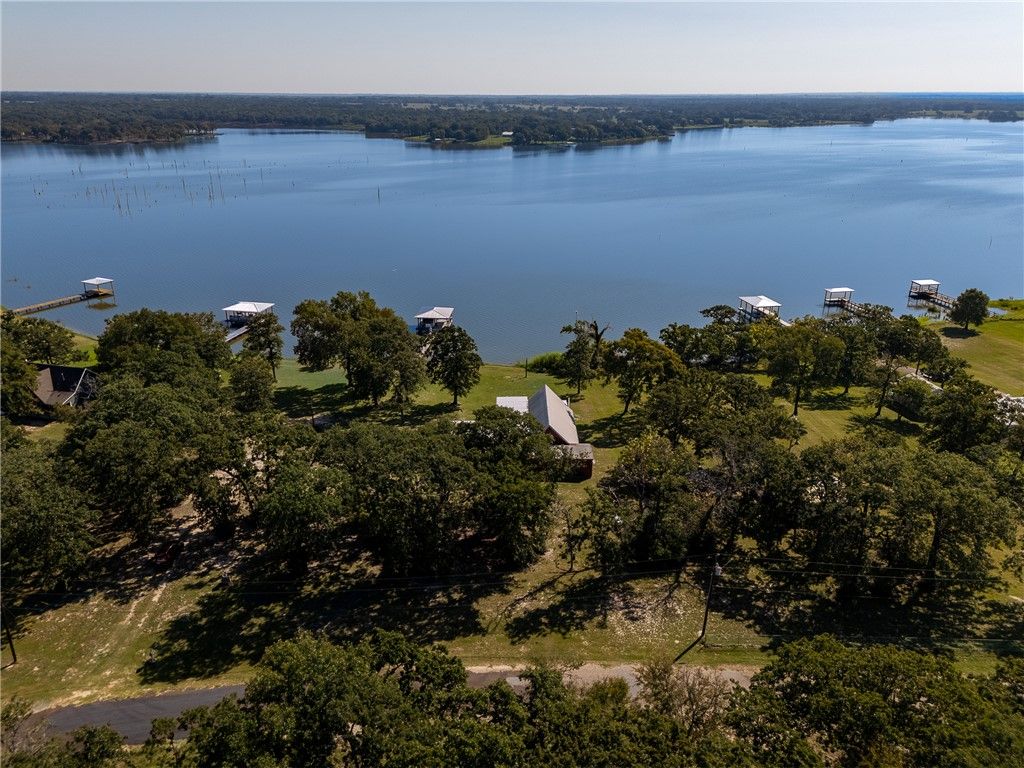 Photo of 629 LCR 794, Groesbeck, TX 76642 (MLS # 25011227)