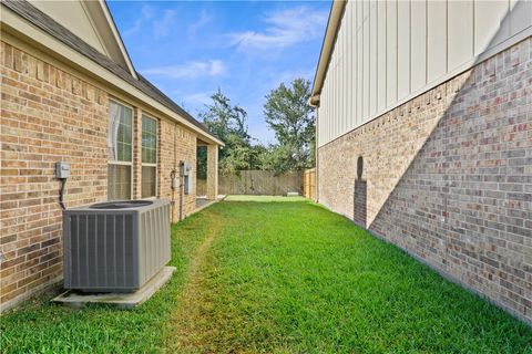 Tiny photo for 1722 Creekside Cir, College Station, TX 77845 (MLS # 25010553)