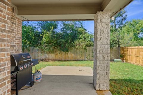 Tiny photo for 1722 Creekside Cir, College Station, TX 77845 (MLS # 25010553)