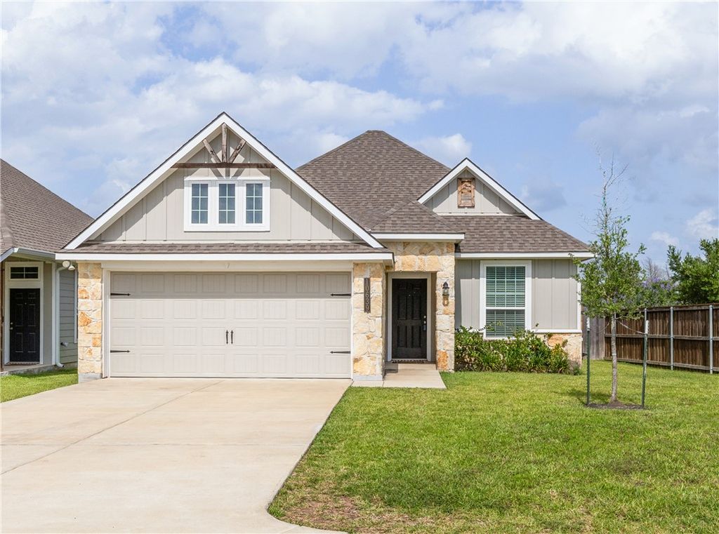 Photo of 10639 Natural Pond Road, Bryan, TX 77845 (MLS # 26005851)