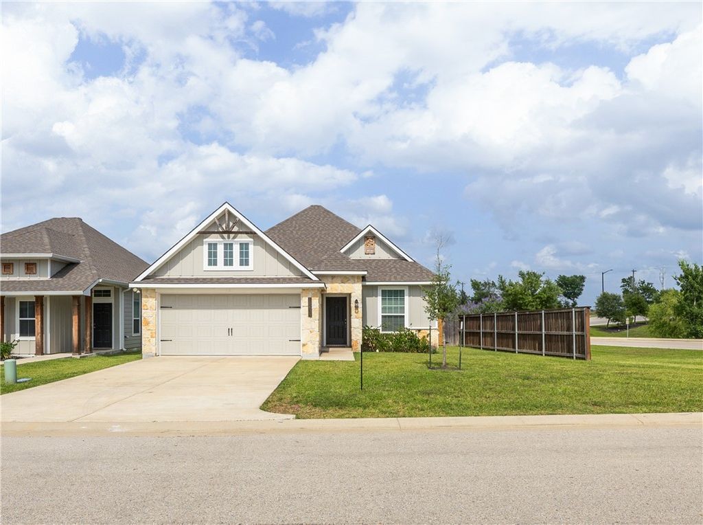 Photo of 10639 Natural Pond Road, Bryan, TX 77845 (MLS # 26005851)
