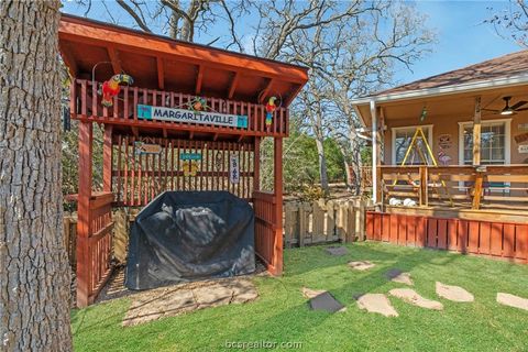 Tiny photo for 701 Birch Forest Dr, Somerville, TX 77879 (MLS # 26001900)