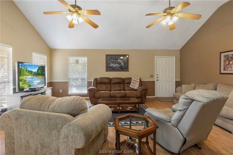 Tiny photo for 701 Birch Forest Dr, Somerville, TX 77879 (MLS # 26001900)