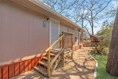 Tiny photo for 701 Birch Forest Dr, Somerville, TX 77879 (MLS # 26001900)