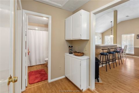 Tiny photo for 701 Birch Forest Dr, Somerville, TX 77879 (MLS # 26001900)