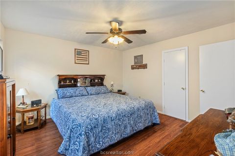 Tiny photo for 701 Birch Forest Dr, Somerville, TX 77879 (MLS # 26001900)