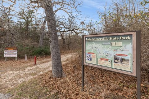 Tiny photo for 701 Birch Forest Dr, Somerville, TX 77879 (MLS # 26001900)