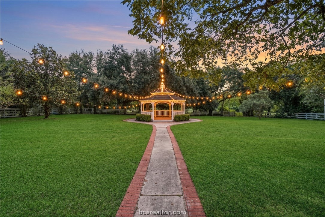 25276 Nichols Sawmill Road