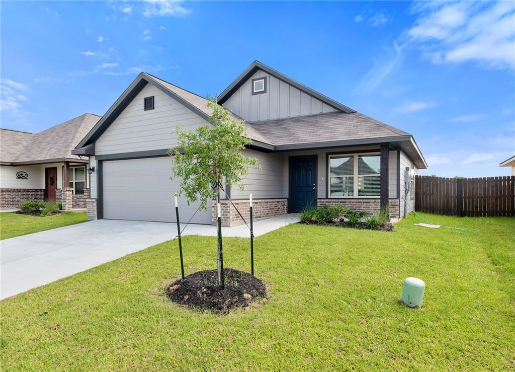 Photo of 2869 Messenger Way, Bryan, TX 77803 (MLS # 26005784)