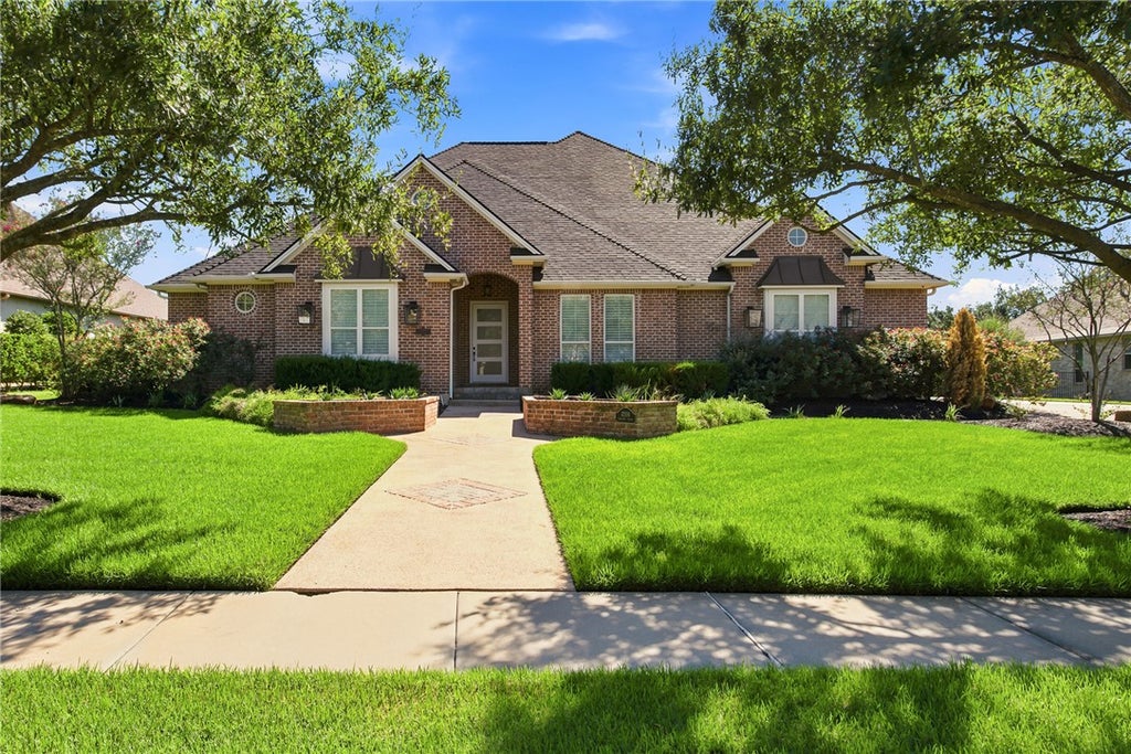 Photo of 4206 Serrano Court, Bryan, TX 77802 (MLS # 26012055)