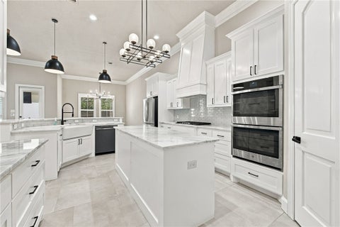 Tiny photo for 4206 Serrano Court, Bryan, TX 77802 (MLS # 26012055)