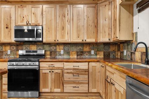 Tiny photo for 3 Golfclub Drive, Normangee, TX 77871 (MLS # 26004732)