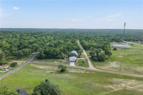Tiny photo for 3 Golfclub Drive, Normangee, TX 77871 (MLS # 26004732)