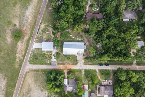 Tiny photo for 3 Golfclub Drive, Normangee, TX 77871 (MLS # 26004732)