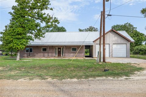 Photo of 3 Golfclub Drive, Normangee, TX 77871 (MLS # 26004732)