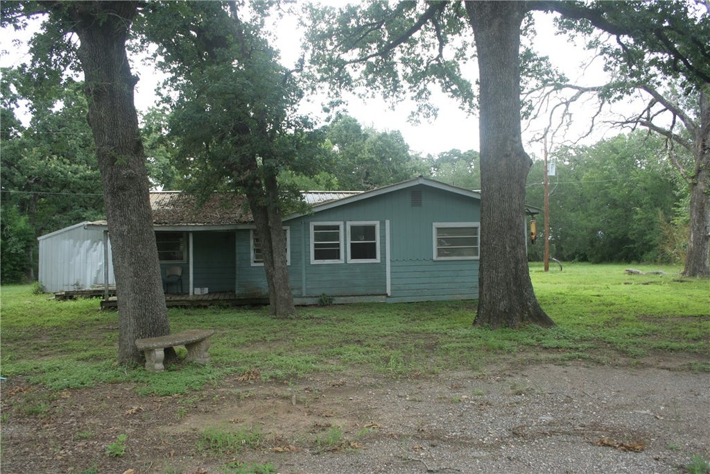 Photo of 634 S Mount Mariah Rd RD, Montgomery, TX 77316 (MLS # 26007022)
