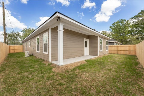 Tiny photo for 905 W Virginia Street, Navasota, TX 77868 (MLS # 26011983)